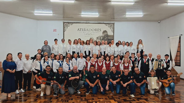 Noite de música e emoção marca encontro de corais em São Bento do Sul