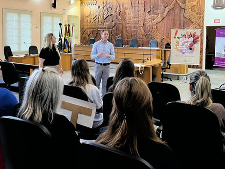Procuradoria da Mulher promove mesa redonda pelo Agosto Lilás