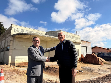 Silvio Dreveck comemora a viabilização de R$ 400 mil para o Centro de Inovação de Mafra.