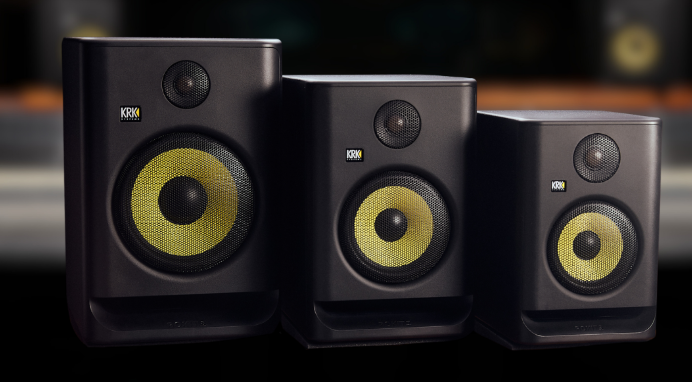 Les différentes tailles d'enceintes de monitoring