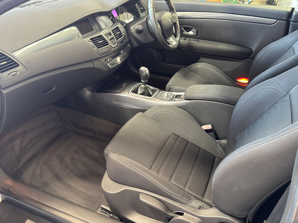 Thumbnail: 2010 ‘60’ Renault Laguna 2.0 DCi Tom Tom Edition Coupe 