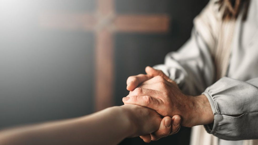 Mantener una fe firme abrazada De Dios