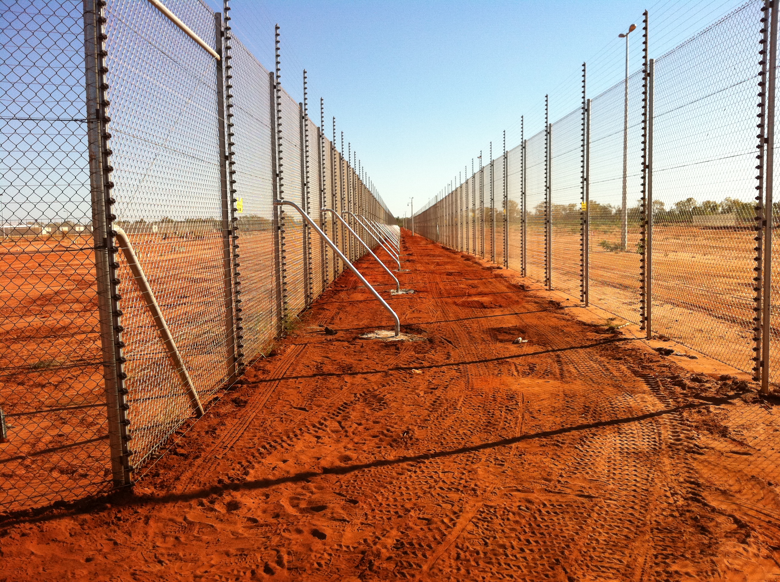 Fencing Contractor & Gates Totem Fencing Darwin, NT