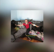 Liefde klonk nog nooit zo luid: Hey There Laura van Steve Lieberman