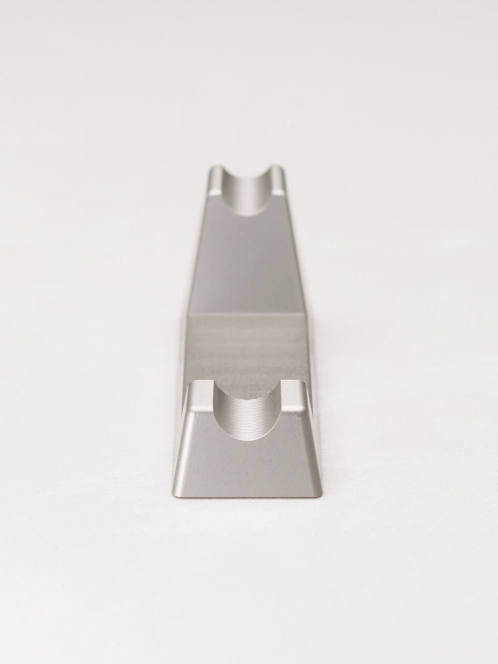 Thumbnail: Henson Razor Stand