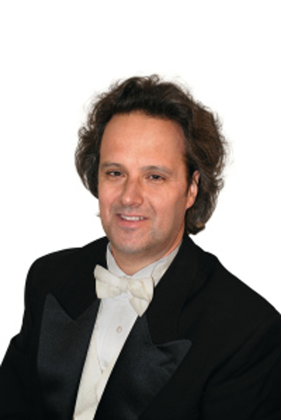 Musical Conductor Hobart Earle becomes the first American to receive the prestigious “Narodny Artist Ukrainy” (“People’s Artist of Ukraine”) title