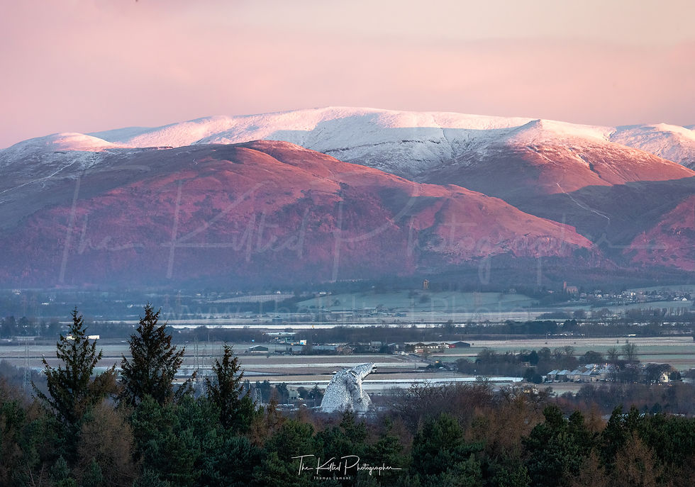 IMG00233 - The Kelpies & Ben Cleuch