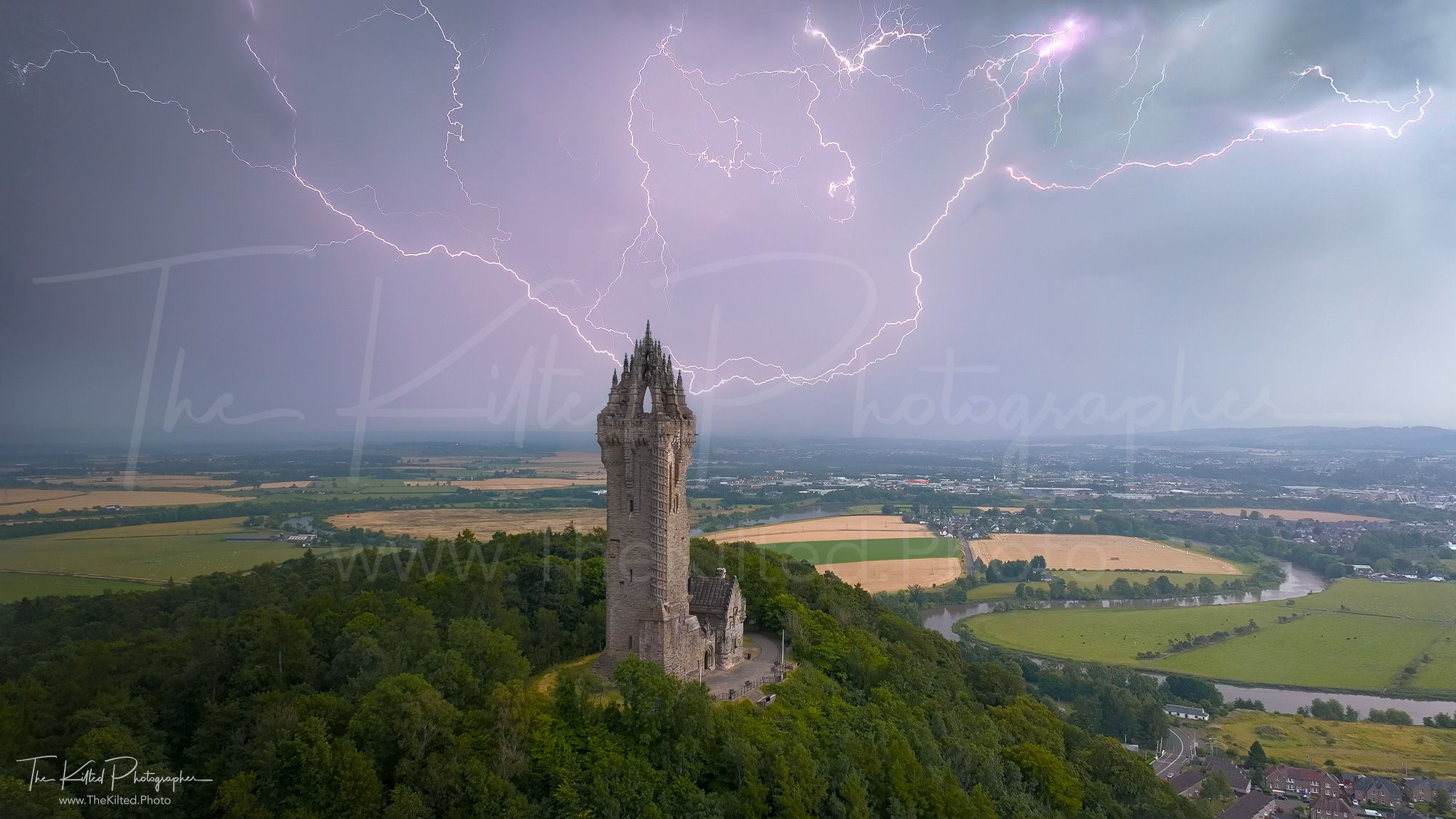 IMG00175 - Wallace Monument (Lightning)