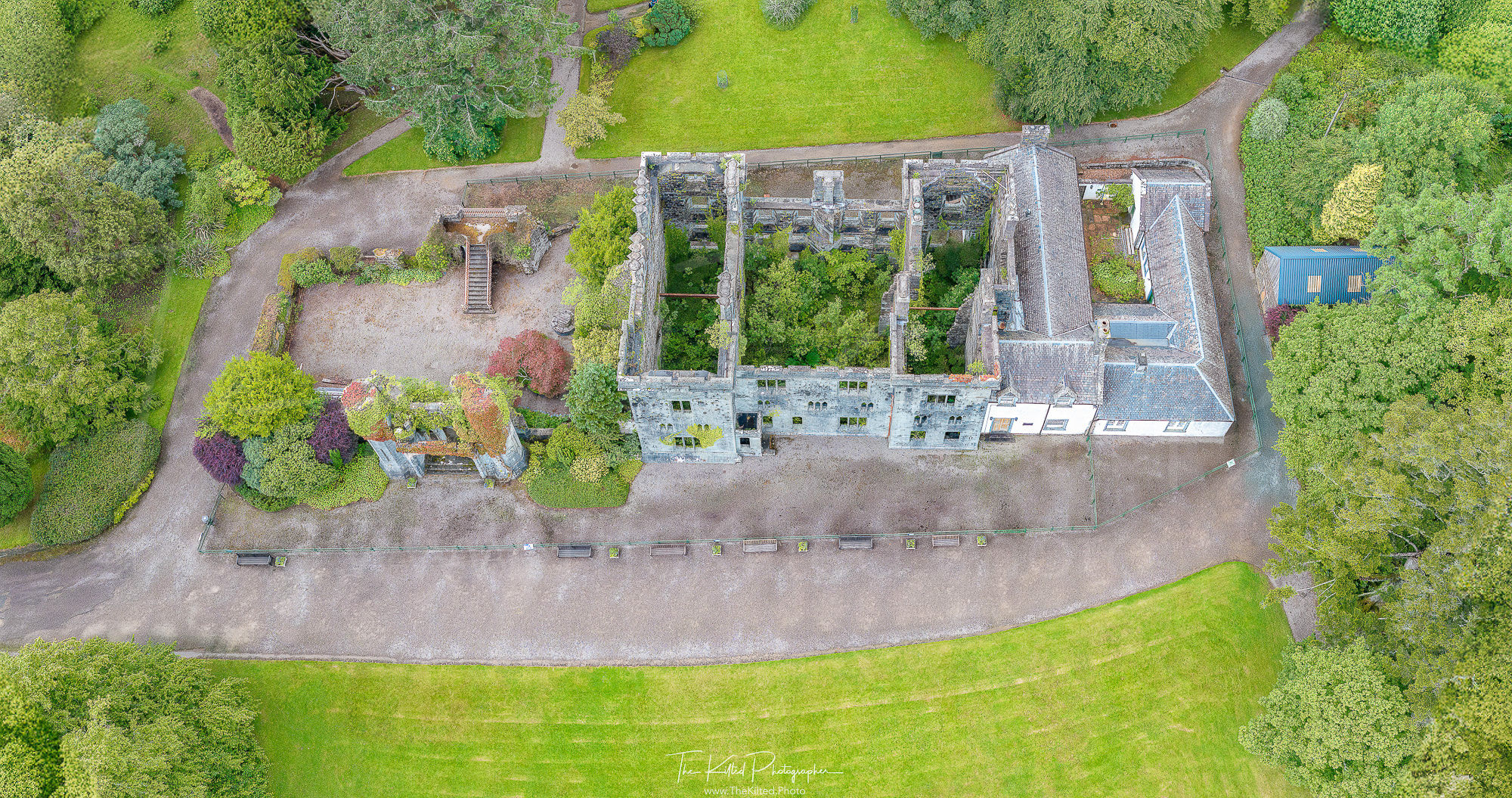 IMG01286 - Armadale Castle (2x1)
