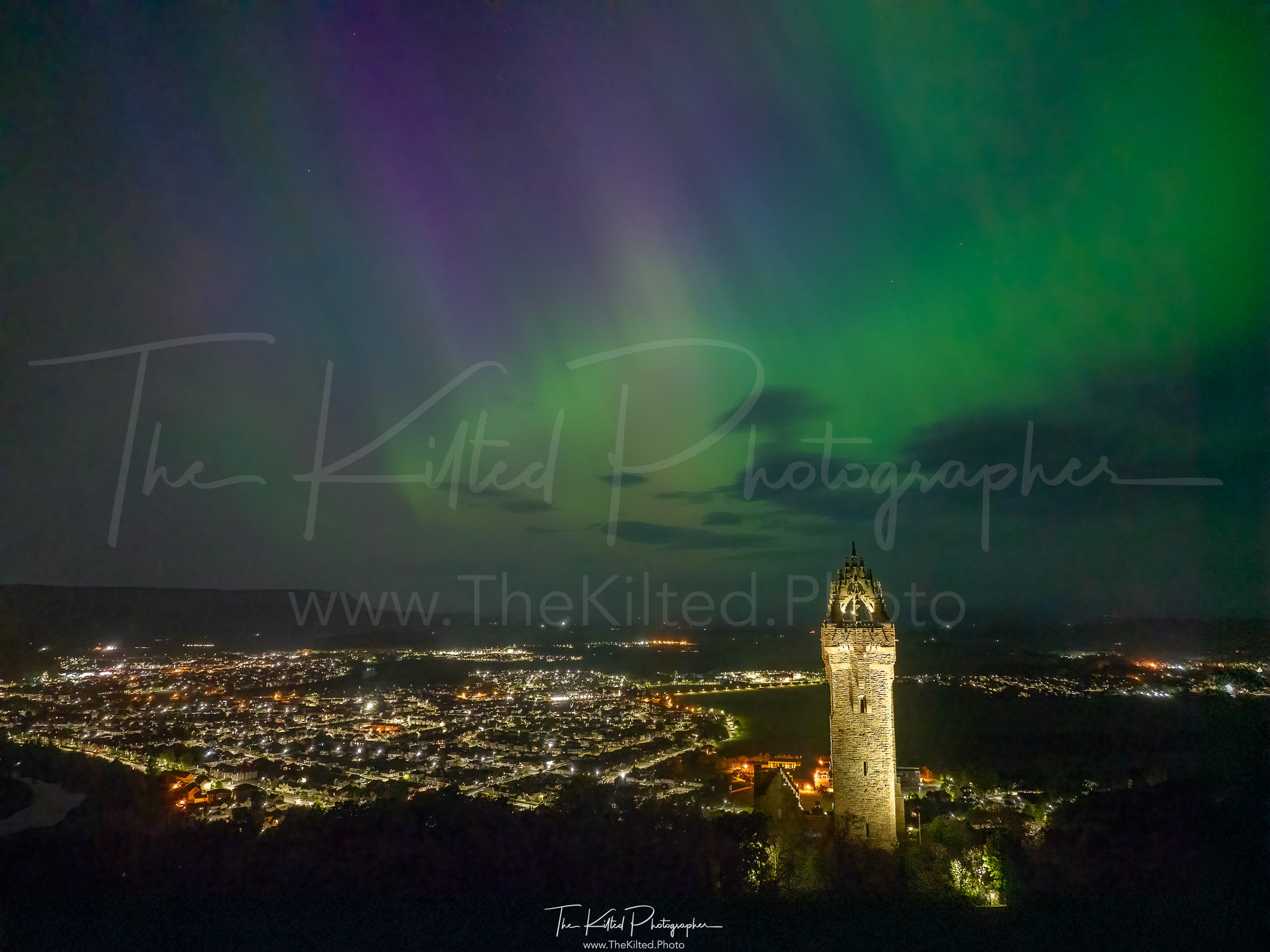 IMG01034 - Wallace Monument and Northern Lights