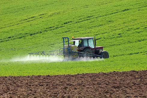 tractor-2-1375987.jpg