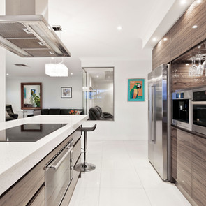 Kitchen remodeling contractor in Santa Monica, CA