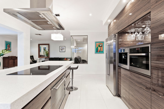 Modern Stainless Steel Kitchen