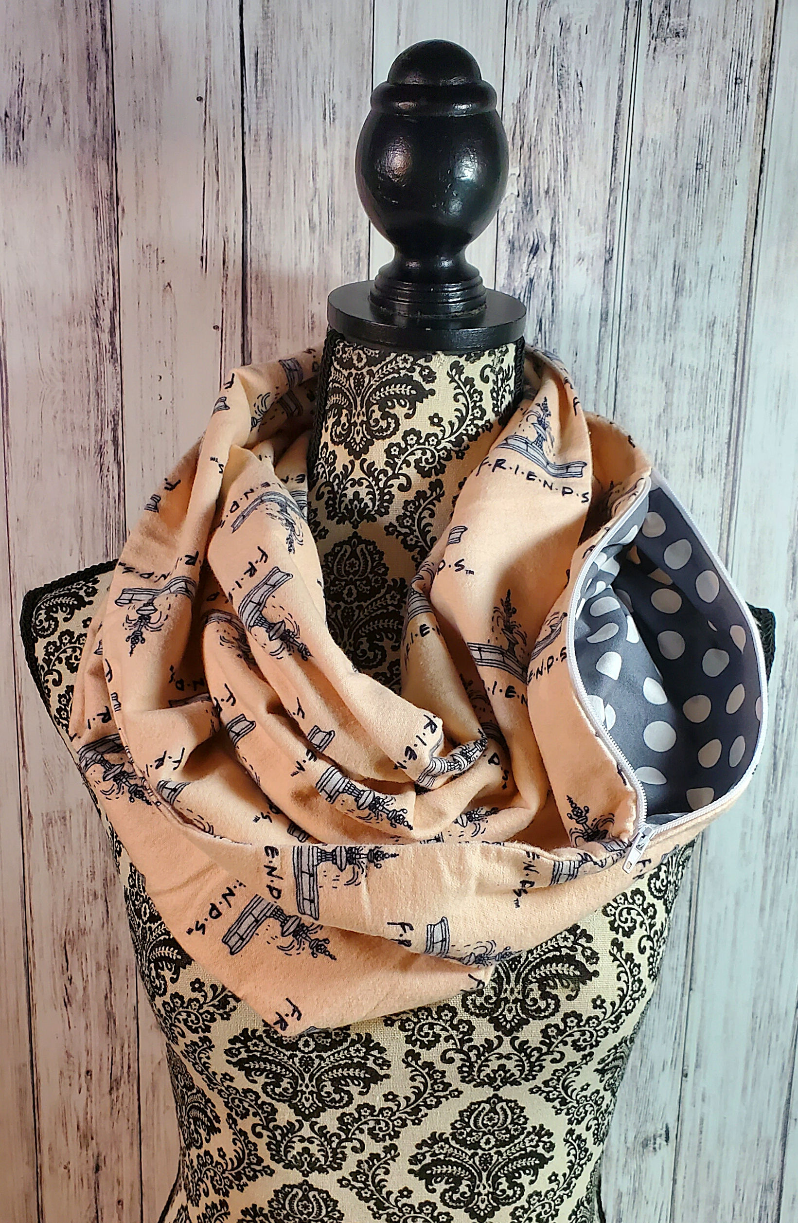 Hidden Pocket Infinity Scarf-Pink Friends