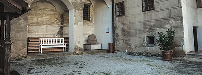 Hraniční kámen na zámku Horšovsk Týn