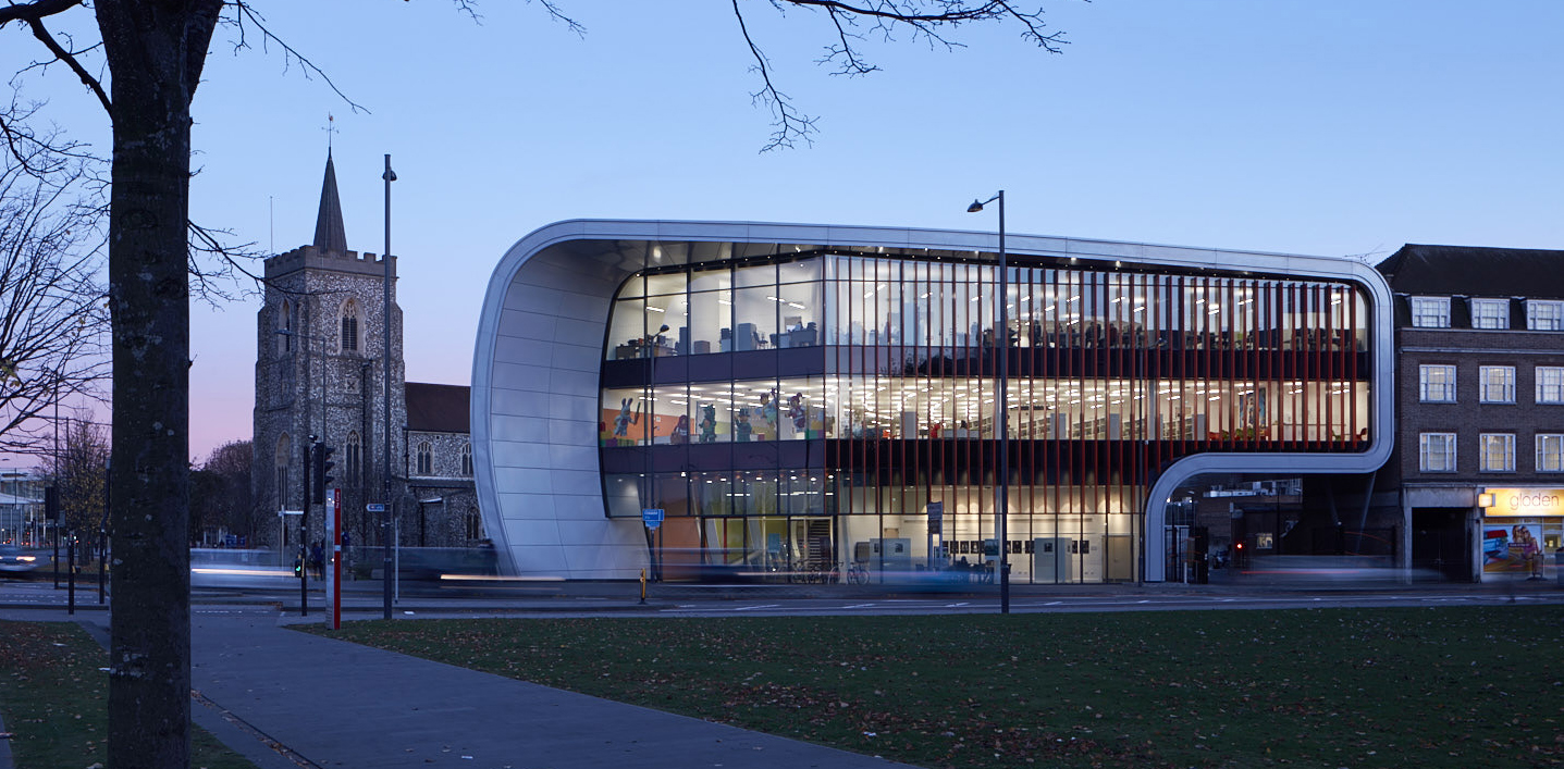 bblur architecture — Paginated grid gallery