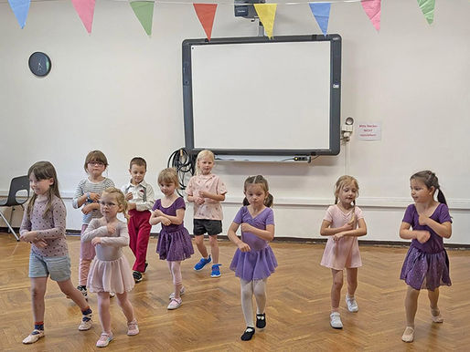 Auftritt unserer Kindertanzgruppe & unsere Tanzshow