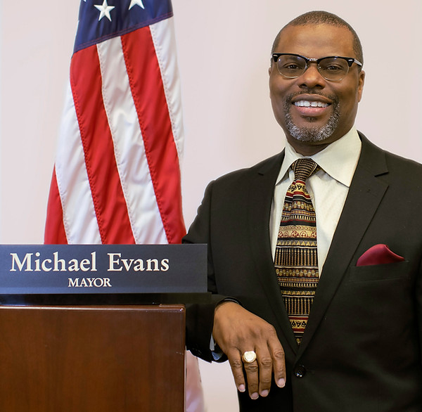 Mansfield City Mayor - Michael Evans hea