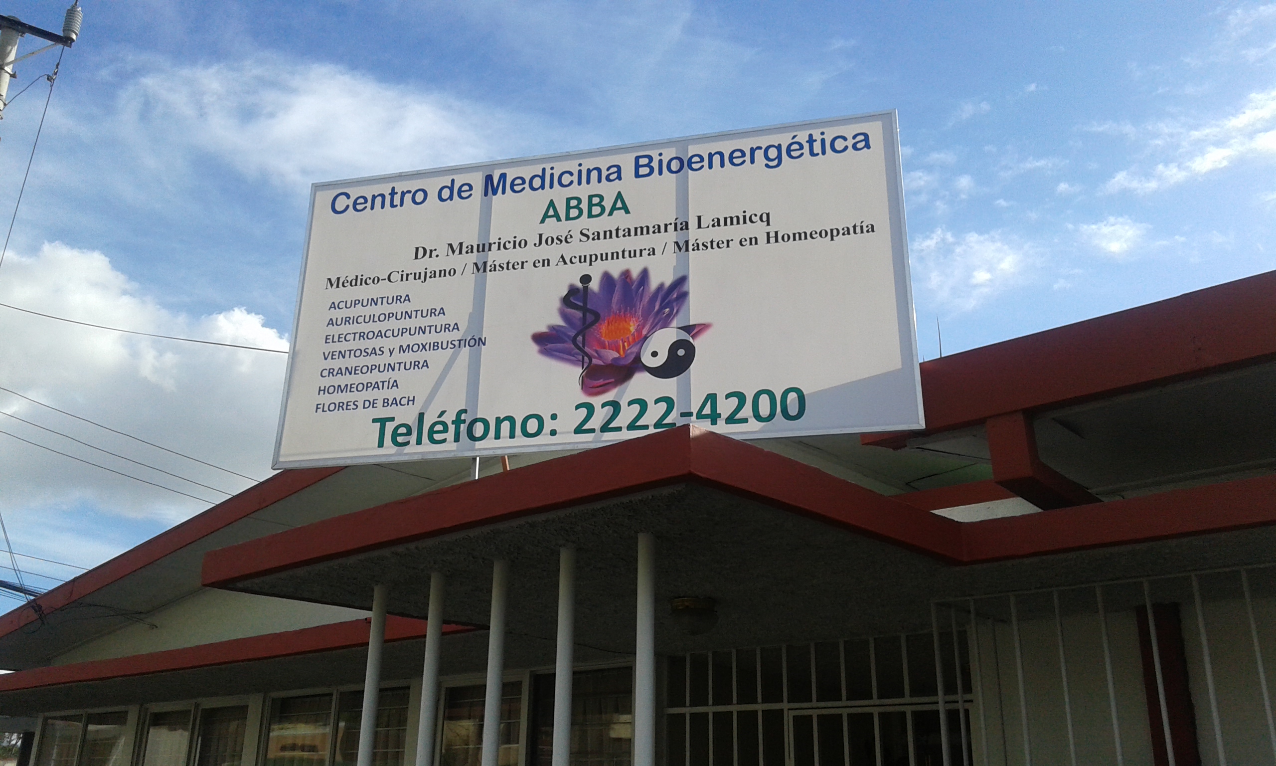 Rótulo Servicios Médicos.