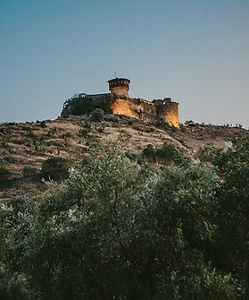 petrela castle