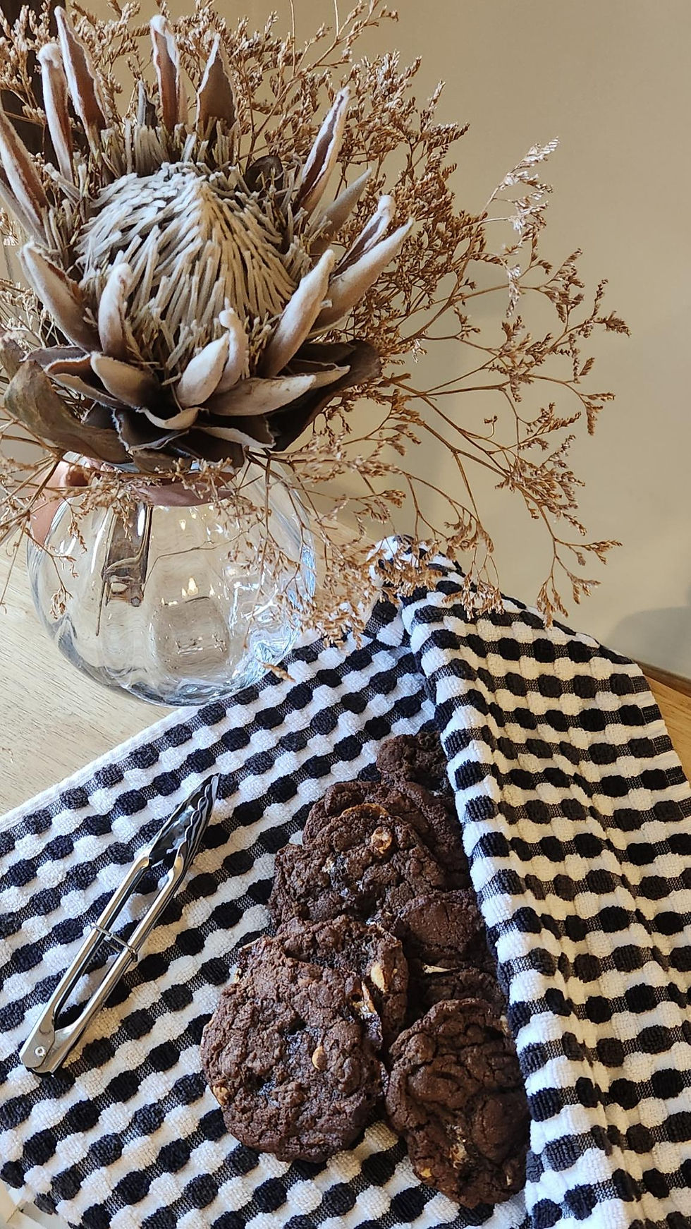 Choc Chip Cookies with Honeycomb and Marshmallow