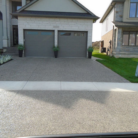 A photo of a driveway made out of decorative concrete