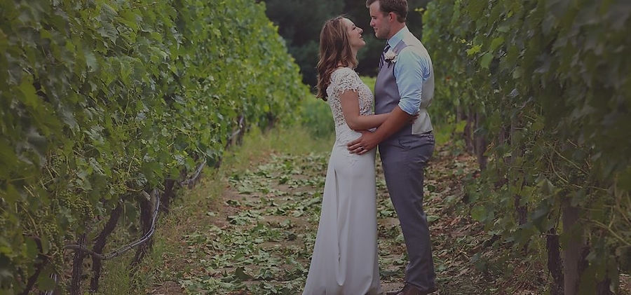 wedding photo winery Aug 2018_edited.jpg