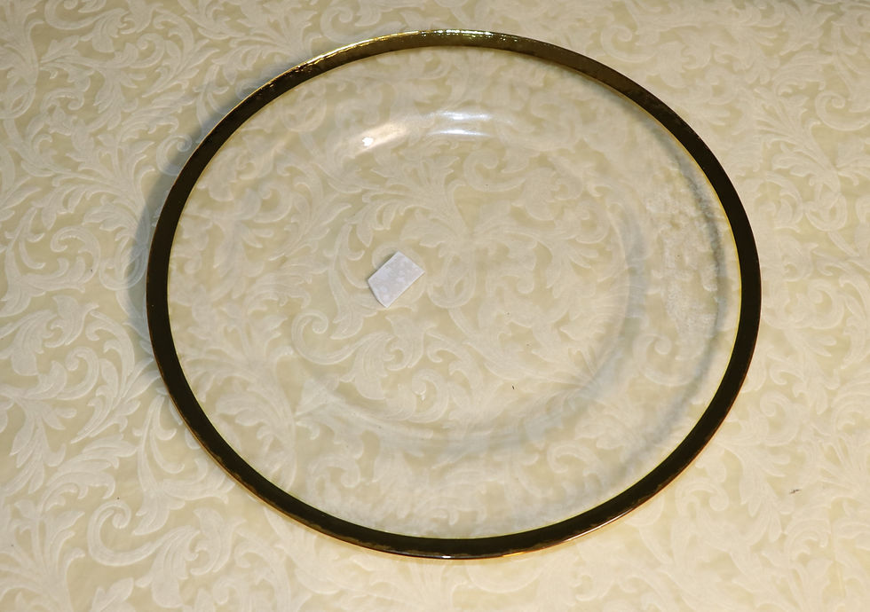 Thumbnail: Glass Charger Plate 014