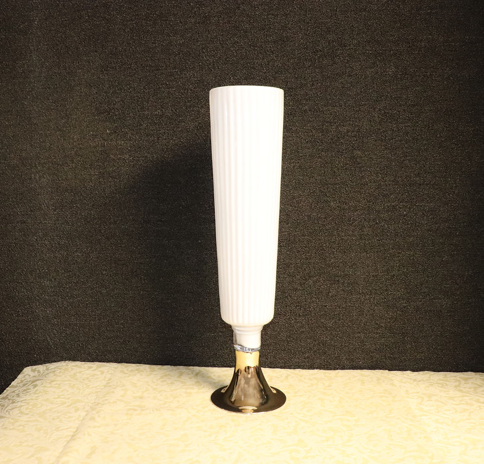 Thumbnail: Ribbed Glass Centerpiece