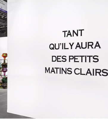 Haim Steinbach, Tant qu'il y aura des petites matins clairs (As long as there are clear mornings), 1988