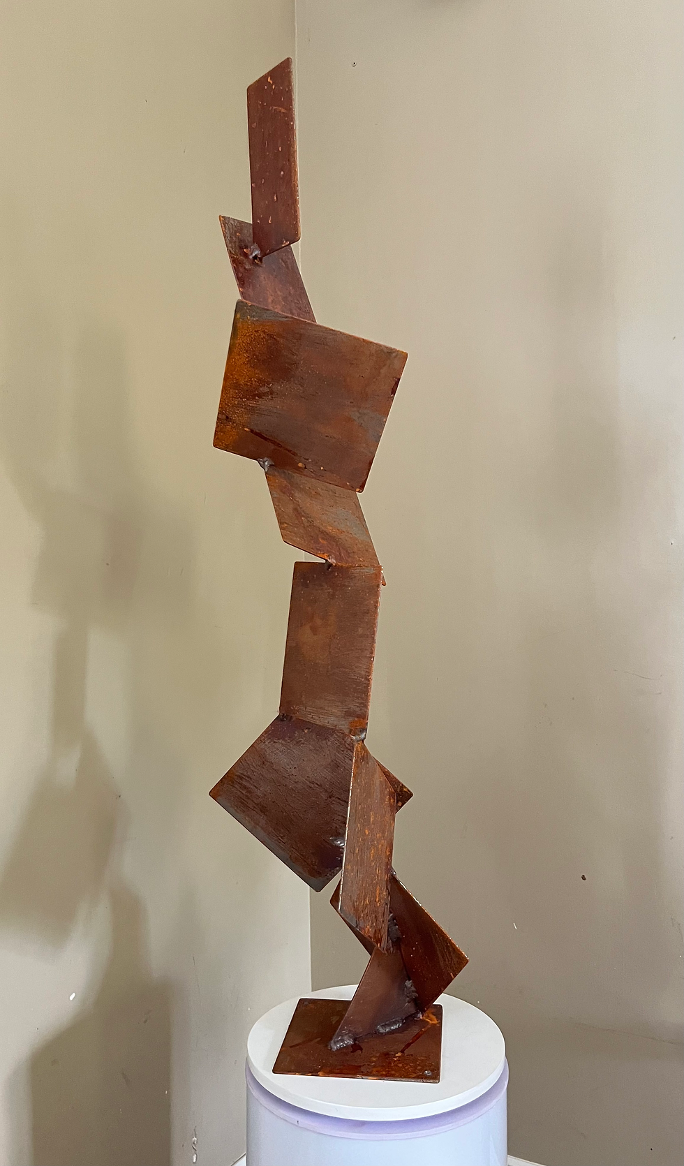 Thumbnail: Abstract Geometric Sculpture