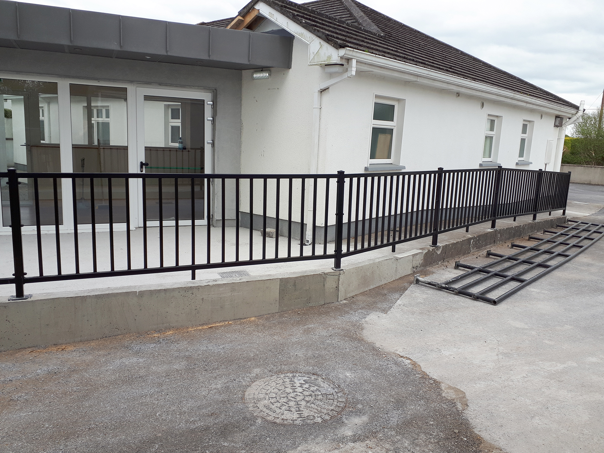 Box section railings
