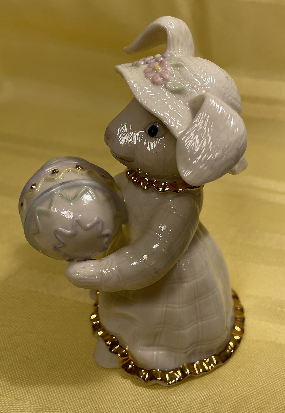 Thumbnail: Lenox Easter Surprise Bunny 2005 Limited Edition