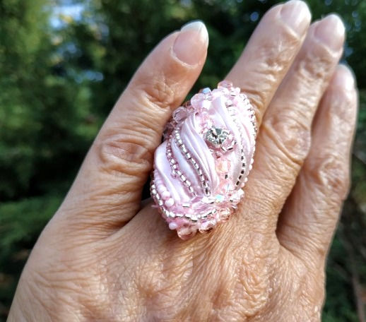 Miniatura: NĚHA 1, prsten, hedvábná stuha shibori, štrás, korálky