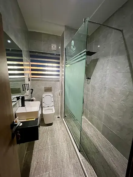 rivona-bathroom1.webp