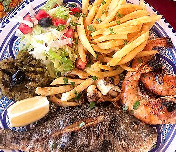 Fresh seafood dishes at Restaurant Djerba Lina.