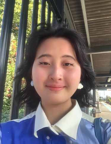 Shayla headshot casual.jpg