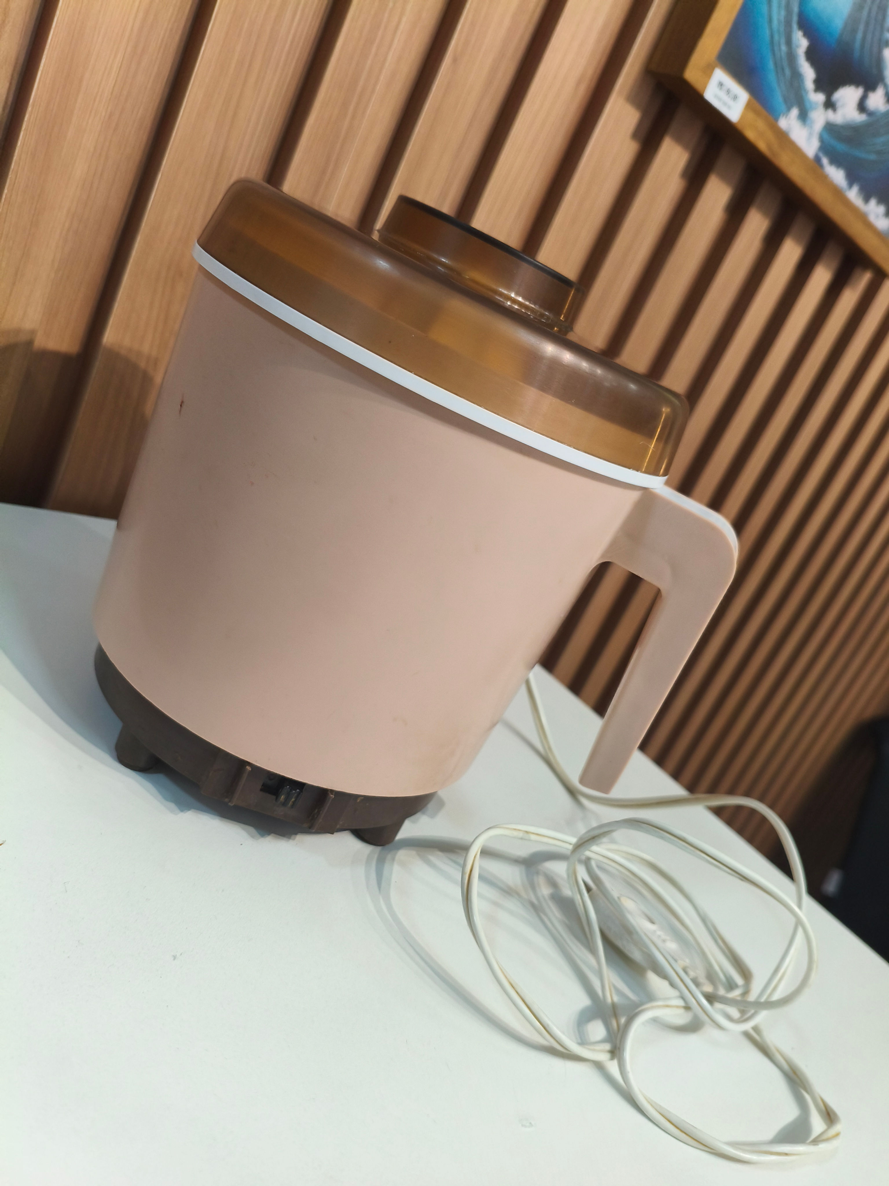 Espremedor antigo de frutas- Arno