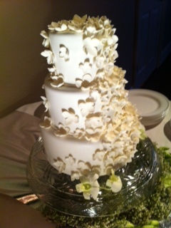 Hydrangea Flowers Wedding Cake