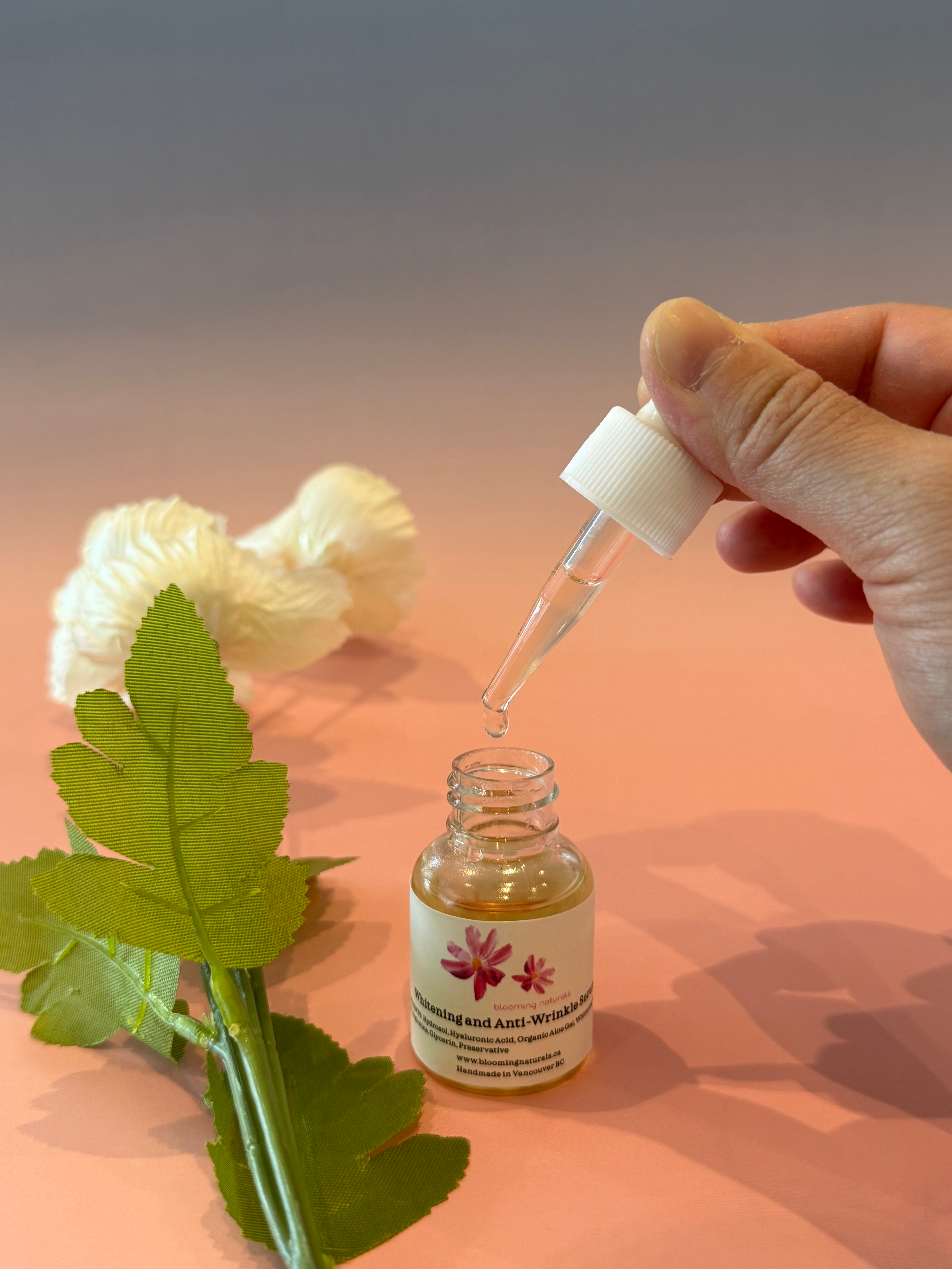 Whitening and anti-wrinkle serum