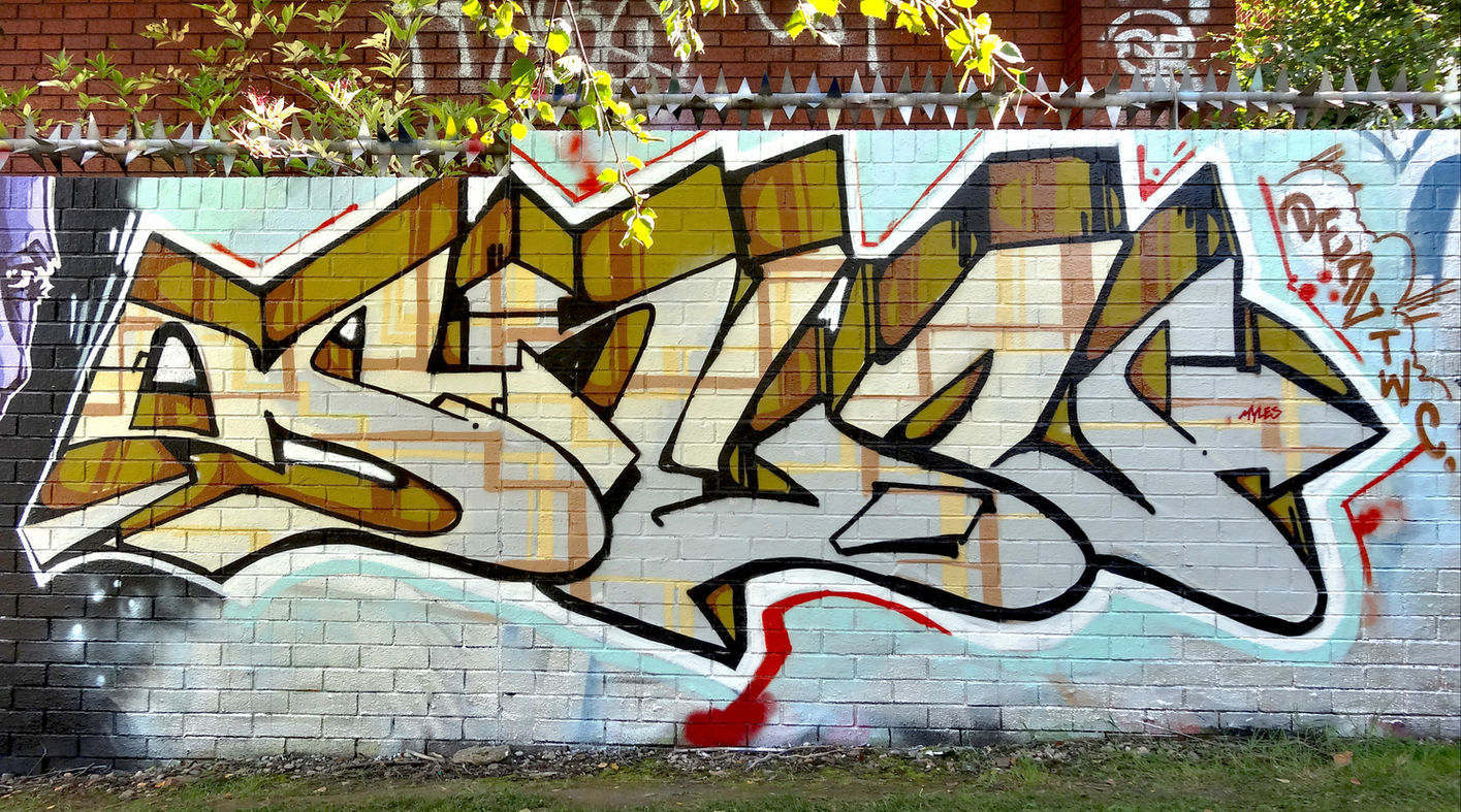 Very stylish looking graffiti letters that say "Dez"by Desire TWC