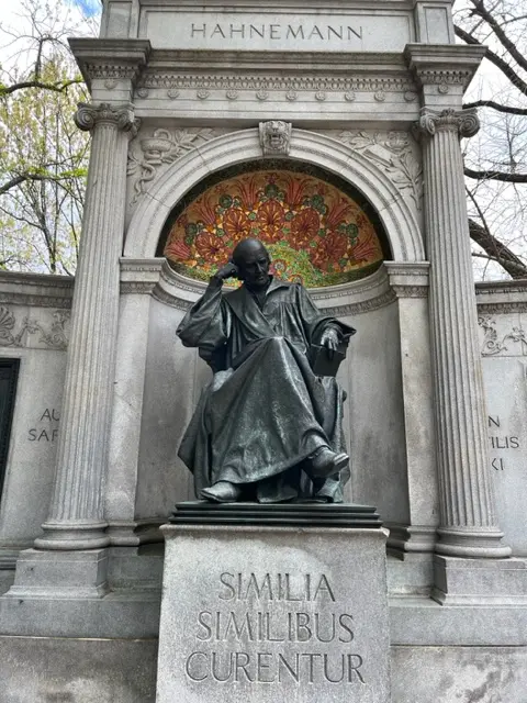Monument of Hahnemann in Washington DC