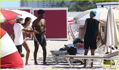 alisha-boe-maia-reficco-more-hit-the-beach-on-day-off-84.jpg