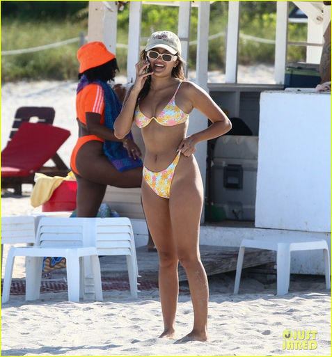 alisha-boe-maia-reficco-more-hit-the-beach-on-day-off-11.jpg