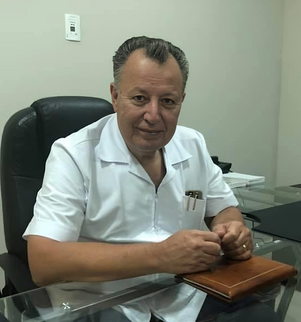 Dr. Eduardo Alcocer - Proctólogo