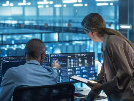 Las empresas aceleran la adopción de agentes de IA, pero aún falta reestructurar modelos internos, revela informe de MIT Sloan y BCG