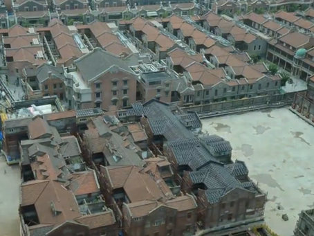 Edificios que “caminan”: la solución de China para mover bloques residenciales enteros