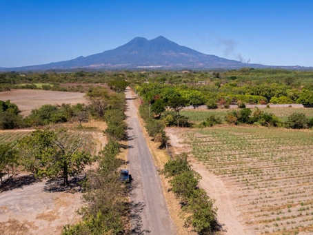 El Salvador construirá nueva carretera valorada en US$14 millones 