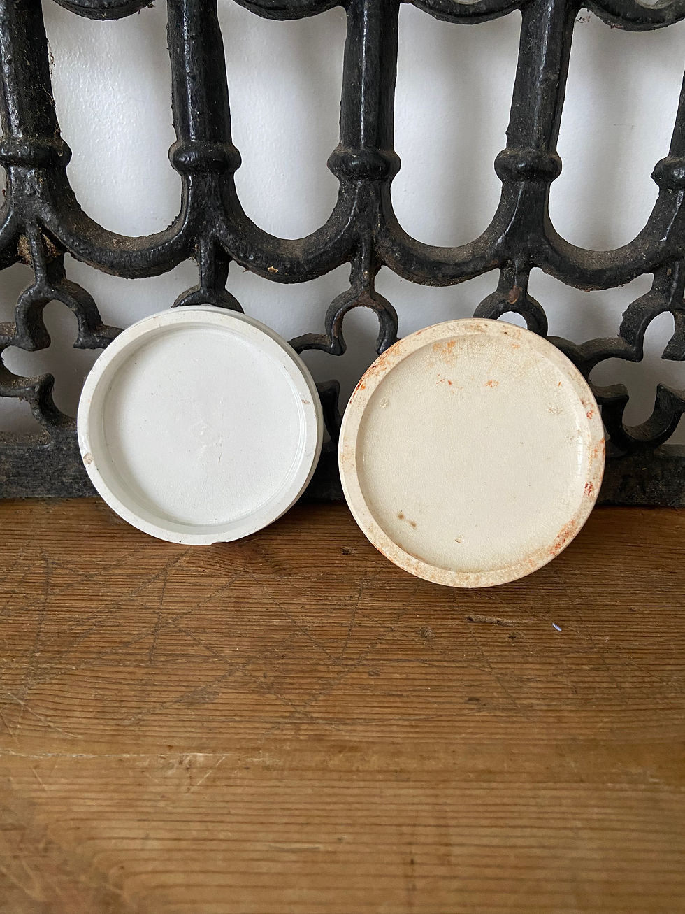 Thumbnail: Antique Saponaceous Tooth Powder pot lid - F.S. Cleaver