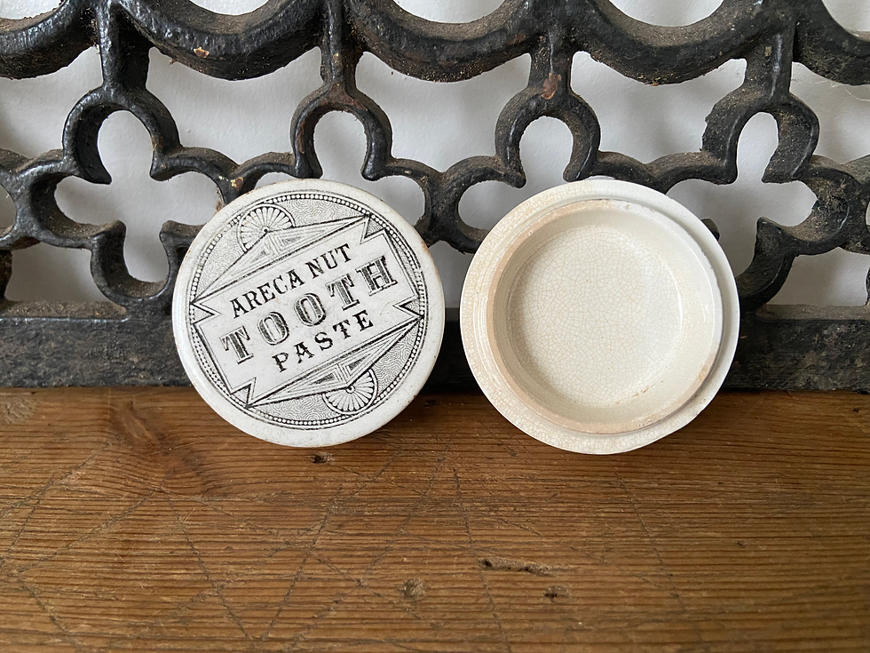Thumbnail: Victorian Areca Nut Tooth Paste pot - Art Deco style
